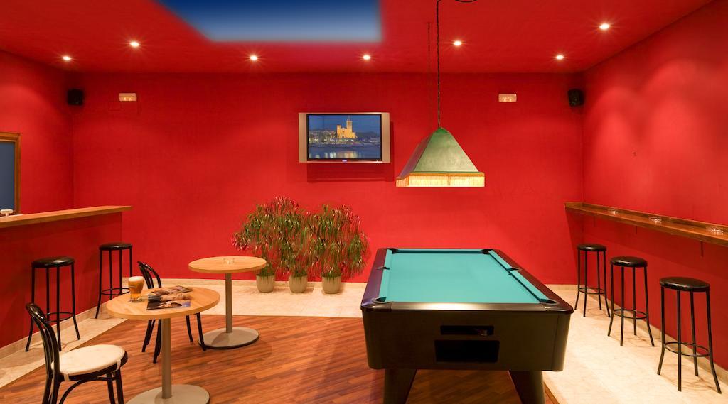 Hotel Central Normandie Sitges Bagian luar foto